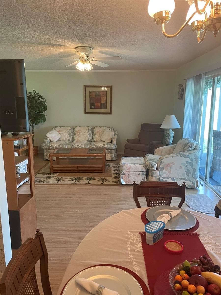 532 MIDWAY DRIVE — photo 6 of 16