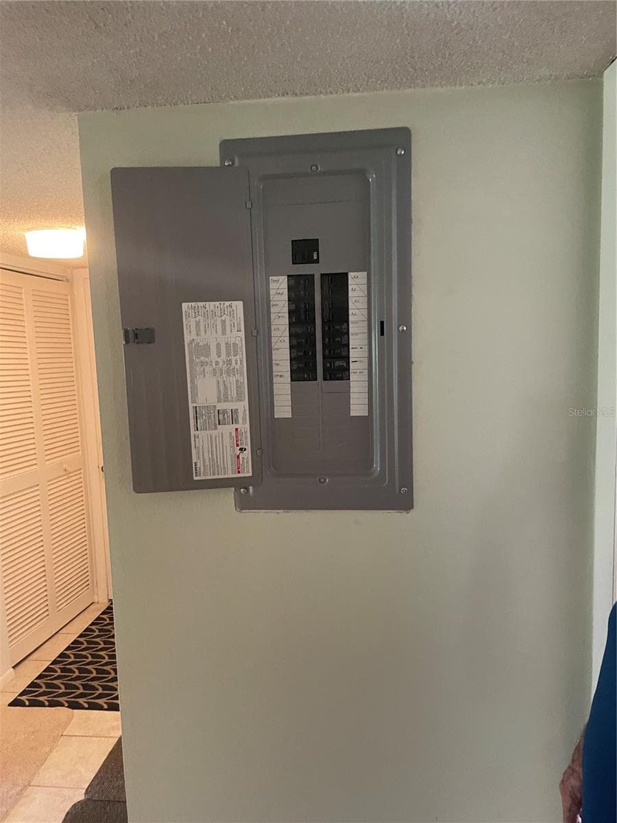 532 MIDWAY DRIVE — photo 12 of 16