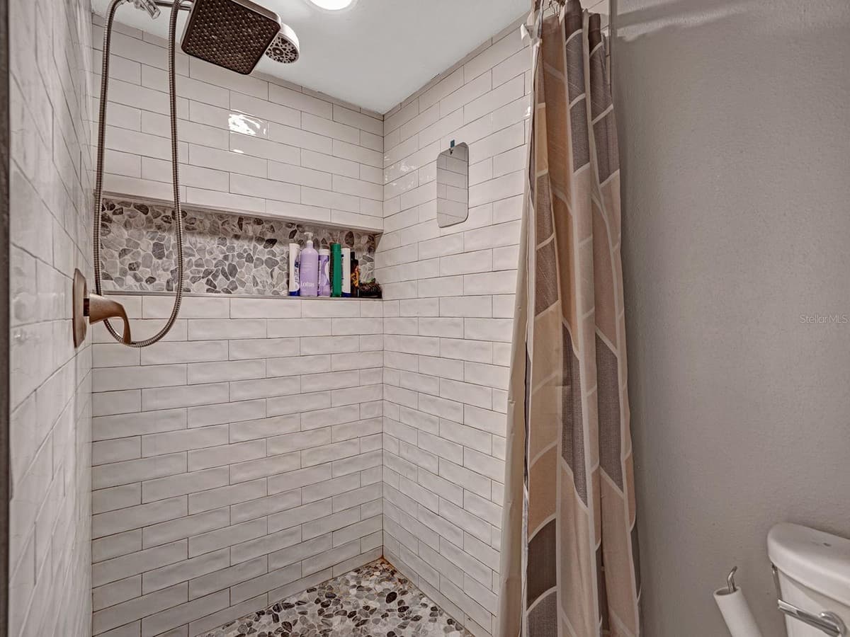 2511 DOLLY BAY DRIVE — photo 32 of 51