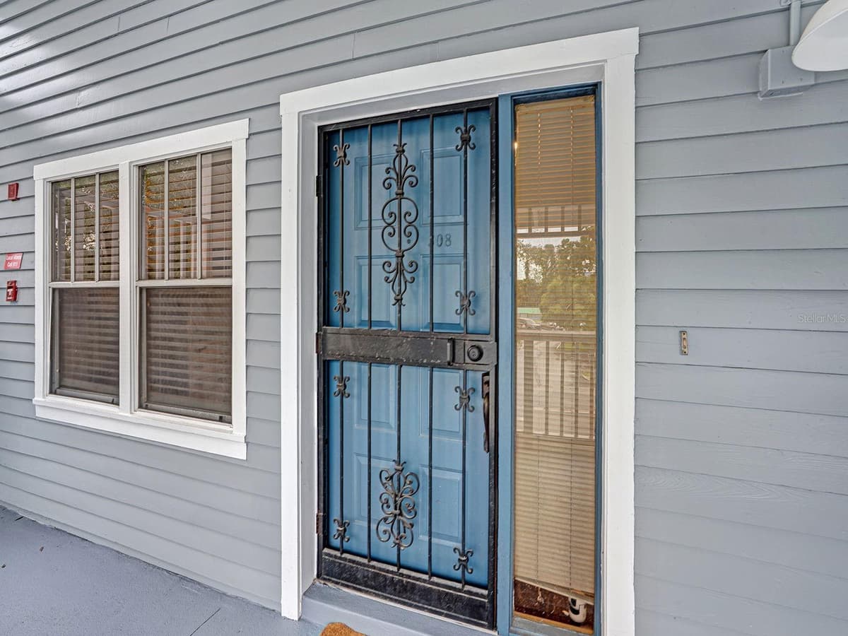 2511 DOLLY BAY DRIVE — photo 2 of 51