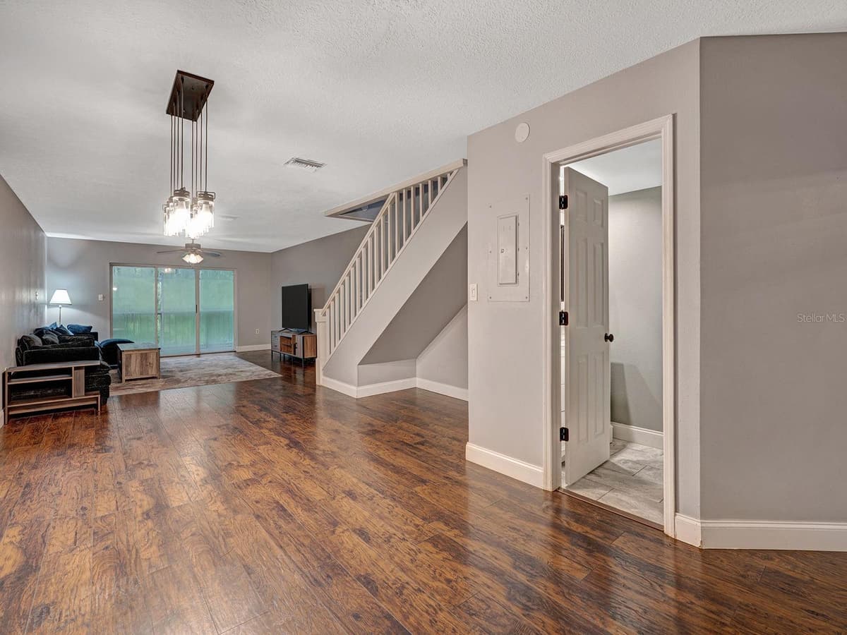 2511 DOLLY BAY DRIVE — photo 10 of 51