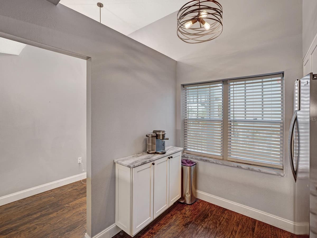 2511 DOLLY BAY DRIVE — photo 7 of 51