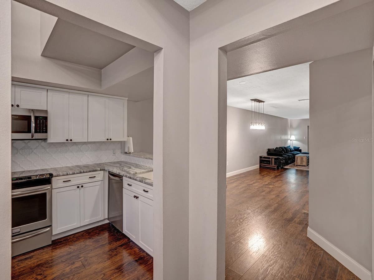 2511 DOLLY BAY DRIVE — photo 3 of 51