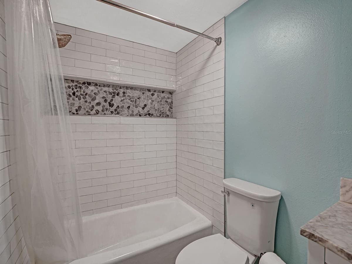 2511 DOLLY BAY DRIVE — photo 27 of 51
