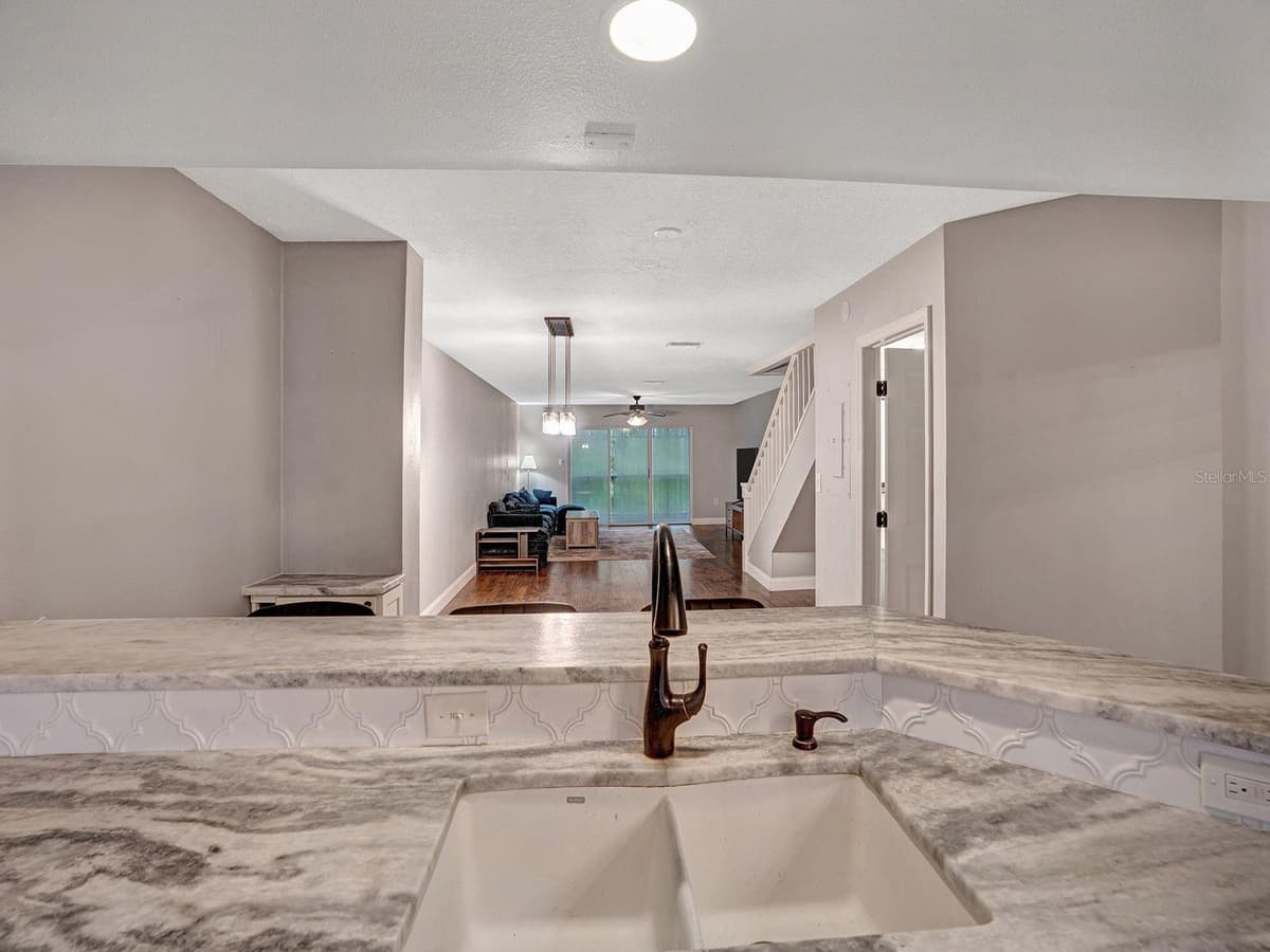2511 DOLLY BAY DRIVE — photo 8 of 51