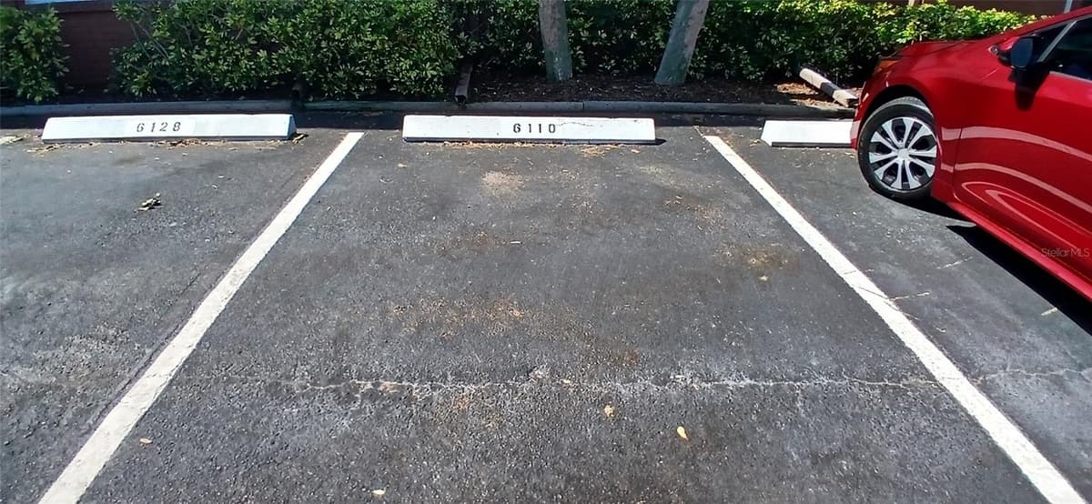 650 PINELLAS POINT DRIVE — photo 18 of 39