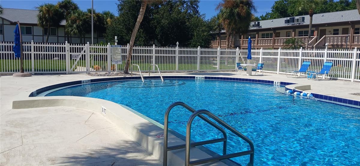 650 PINELLAS POINT DRIVE — photo 25 of 39