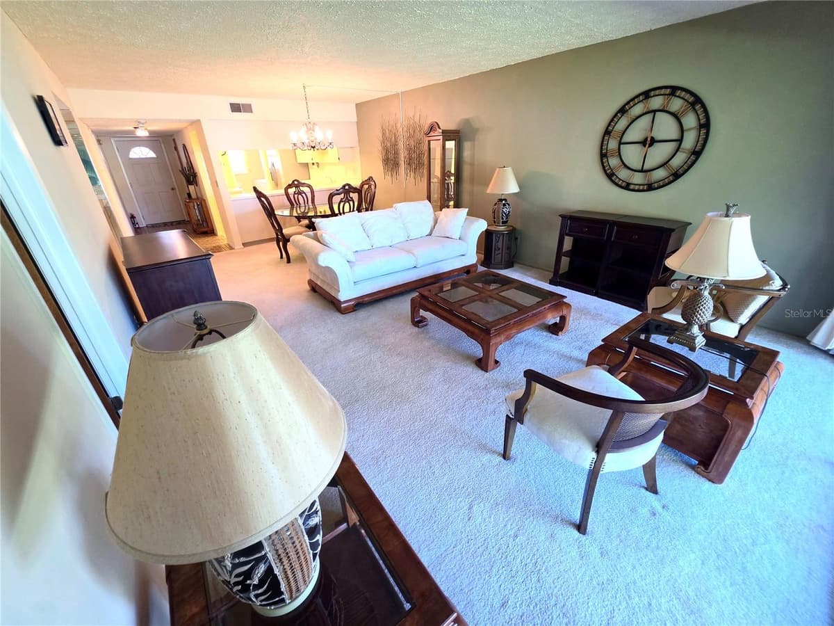 7614 RADCLIFFE CIRCLE — photo 5 of 20