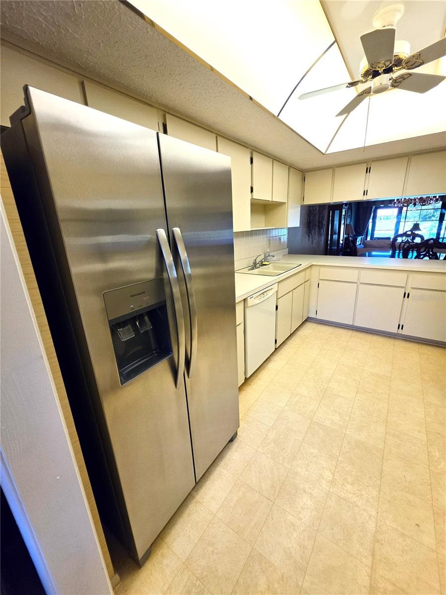 7614 RADCLIFFE CIRCLE — photo 12 of 20