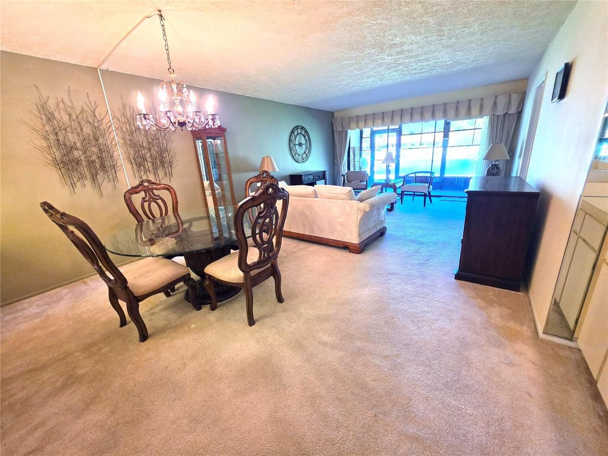 7614 RADCLIFFE CIRCLE — photo 8 of 20