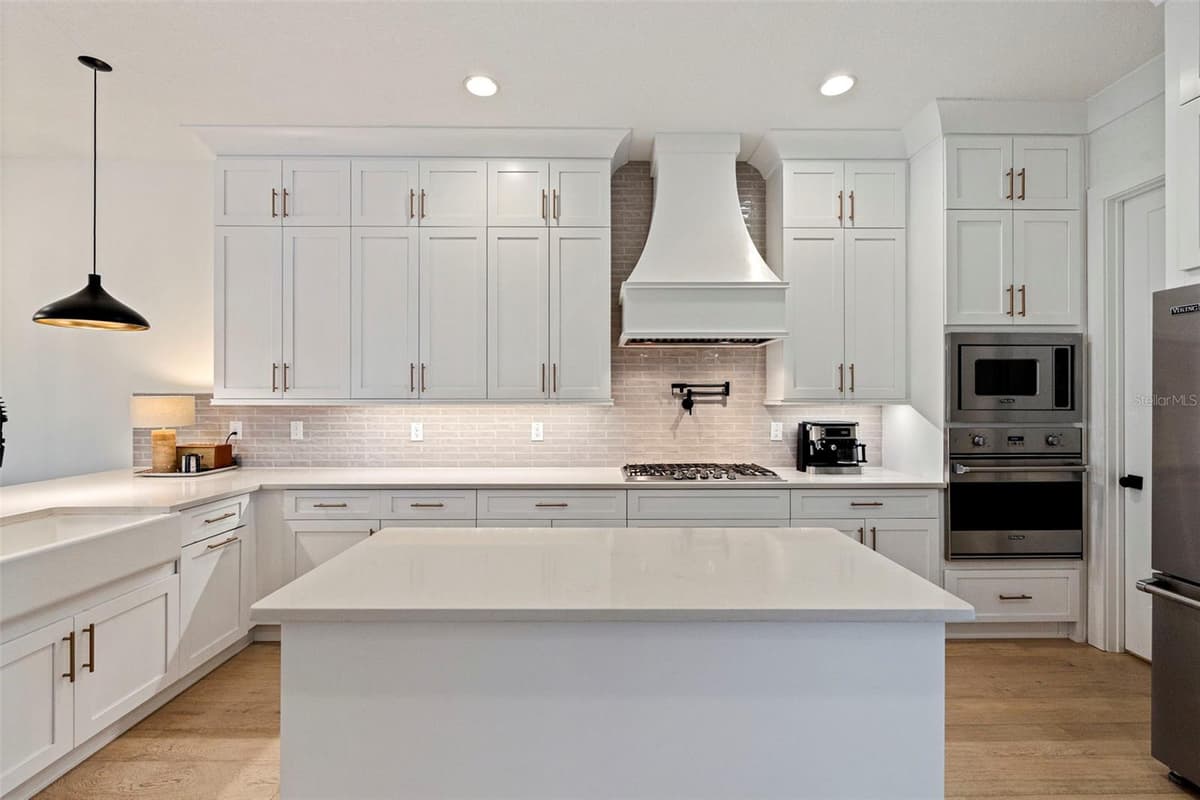 410 HABANA AVENUE — photo 7 of 30
