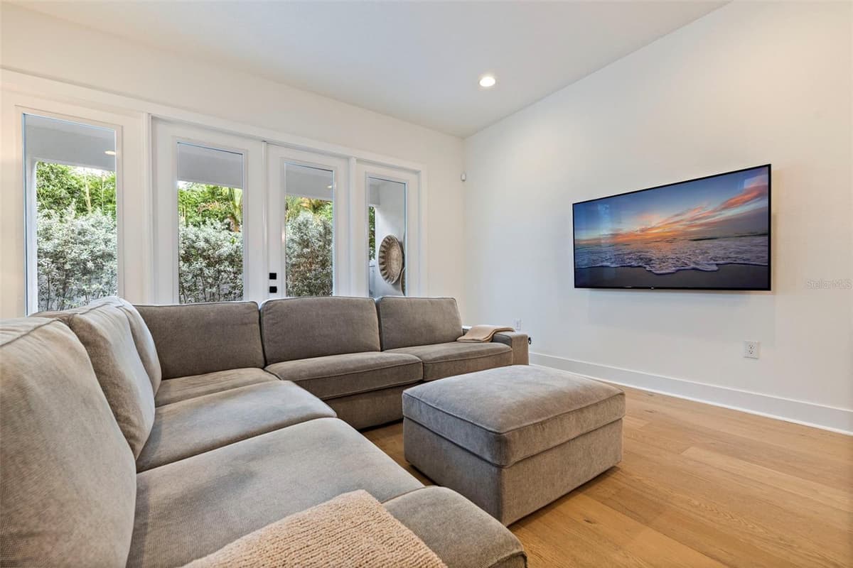 410 HABANA AVENUE — photo 13 of 30