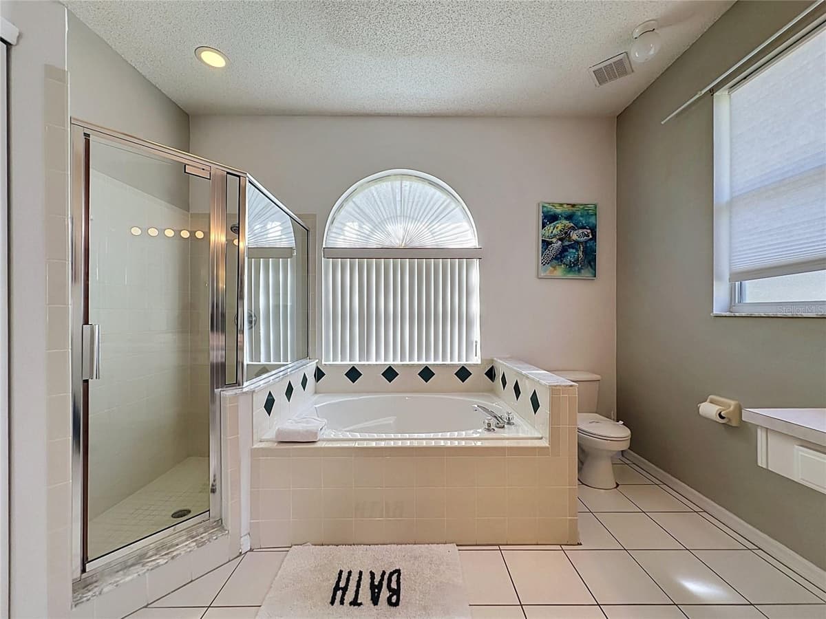 2216 MALLORY CIR — photo 42 of 98