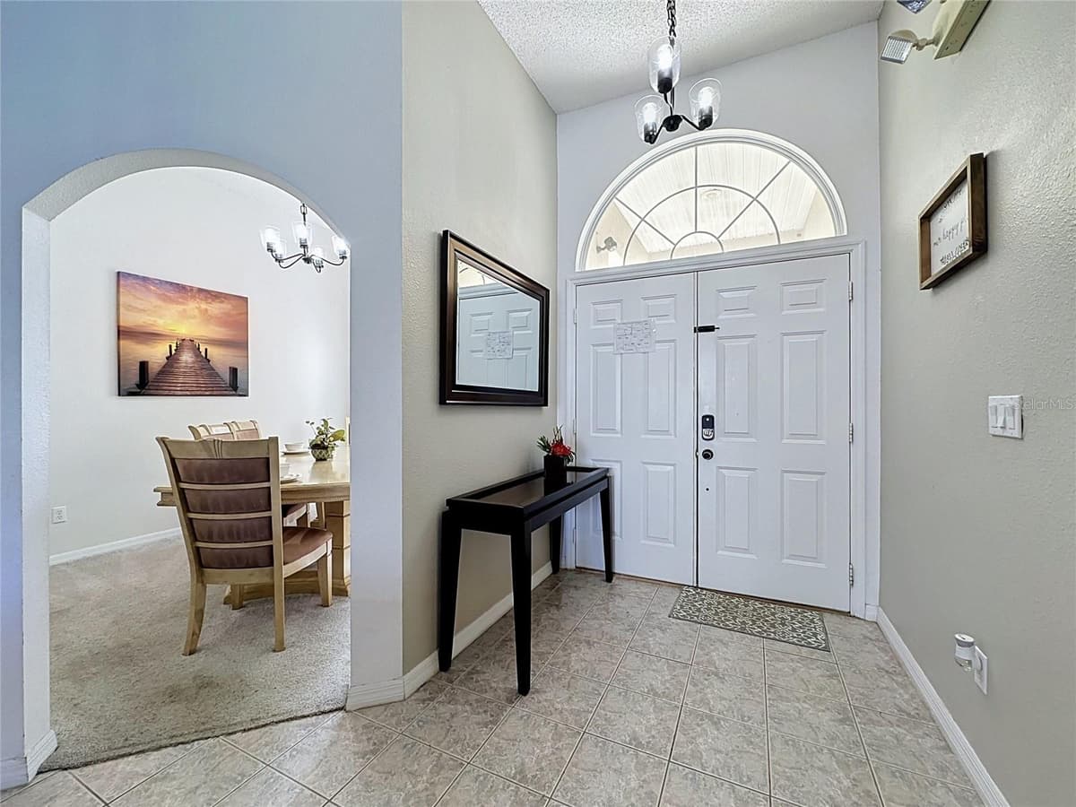 2216 MALLORY CIR — photo 4 of 98