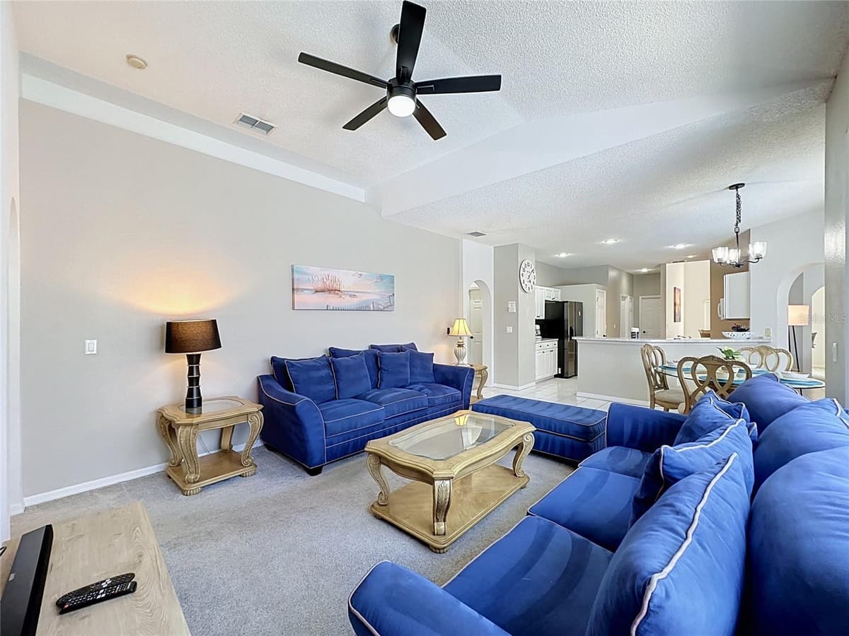 2216 MALLORY CIR — photo 10 of 98