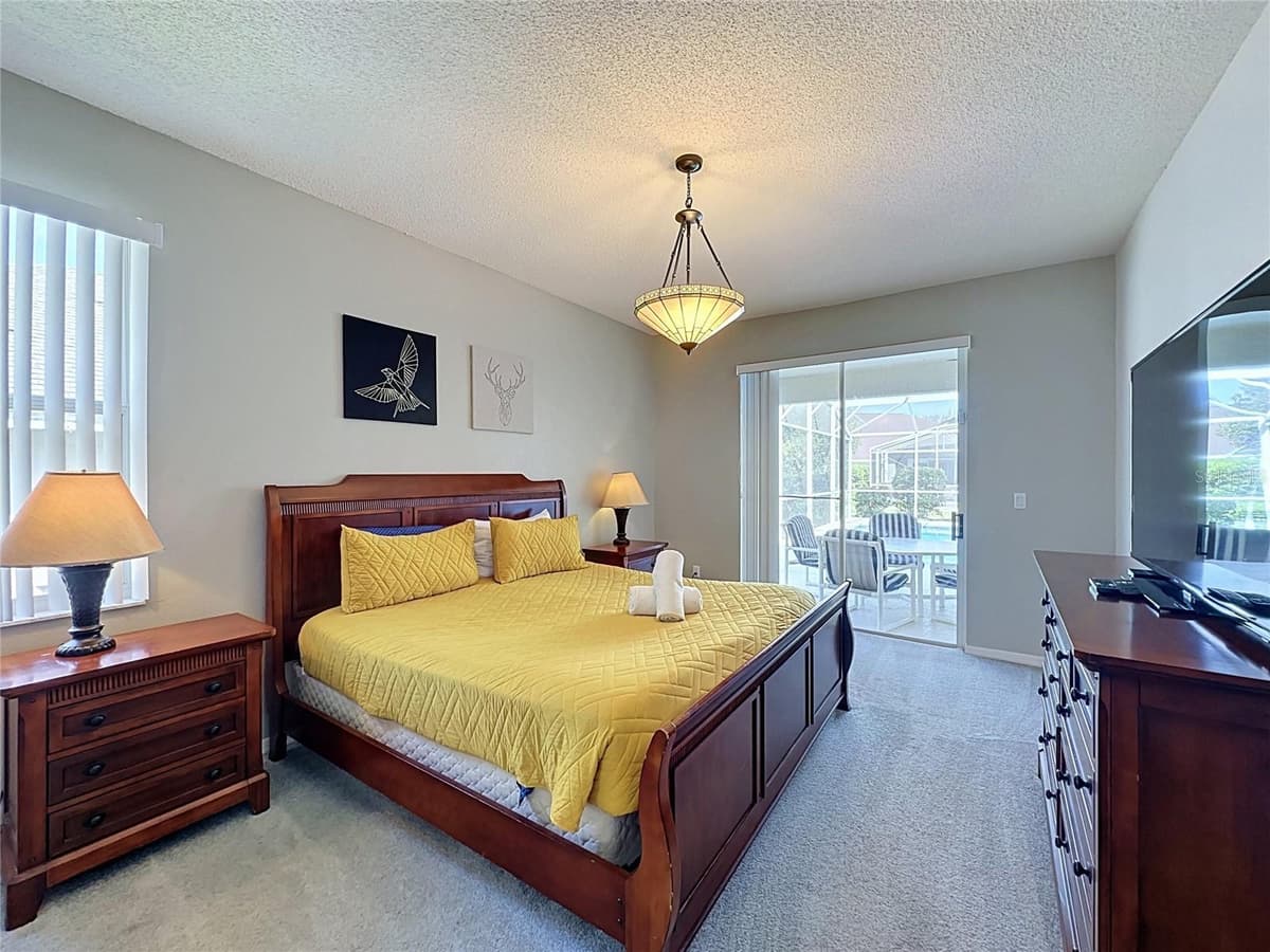 2216 MALLORY CIR — photo 40 of 98