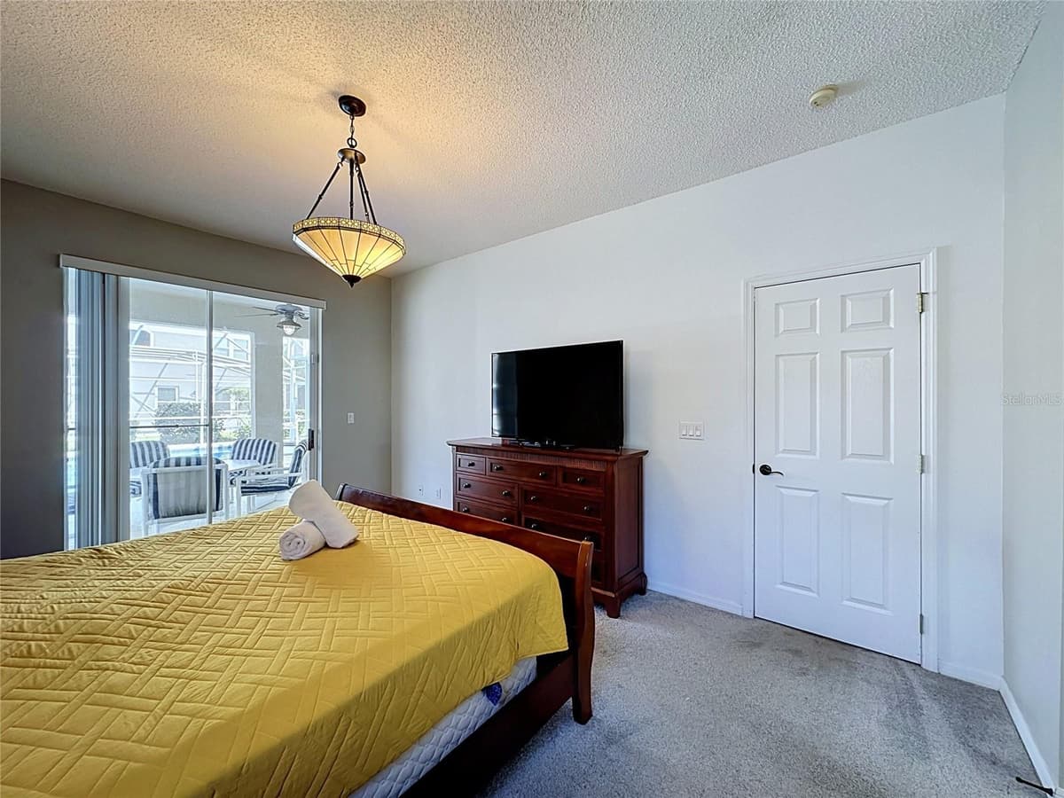 2216 MALLORY CIR — photo 46 of 98
