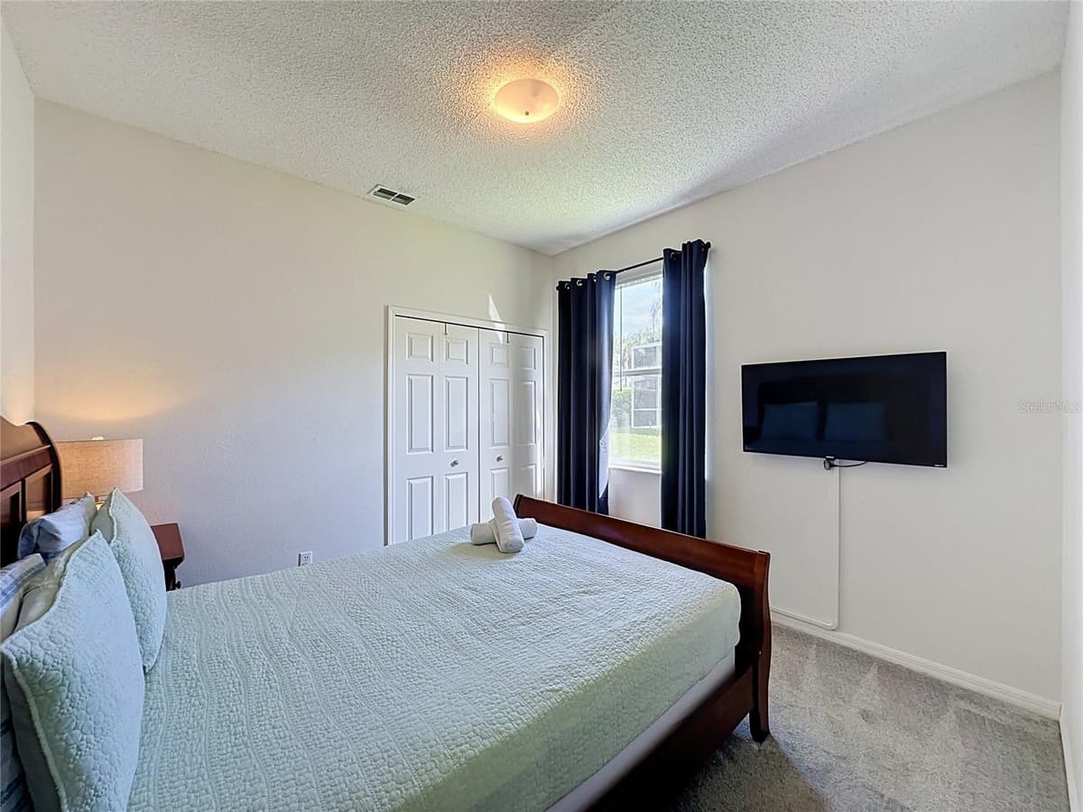 2216 MALLORY CIR — photo 57 of 98