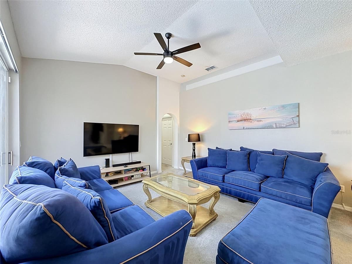 2216 MALLORY CIR — photo 14 of 98