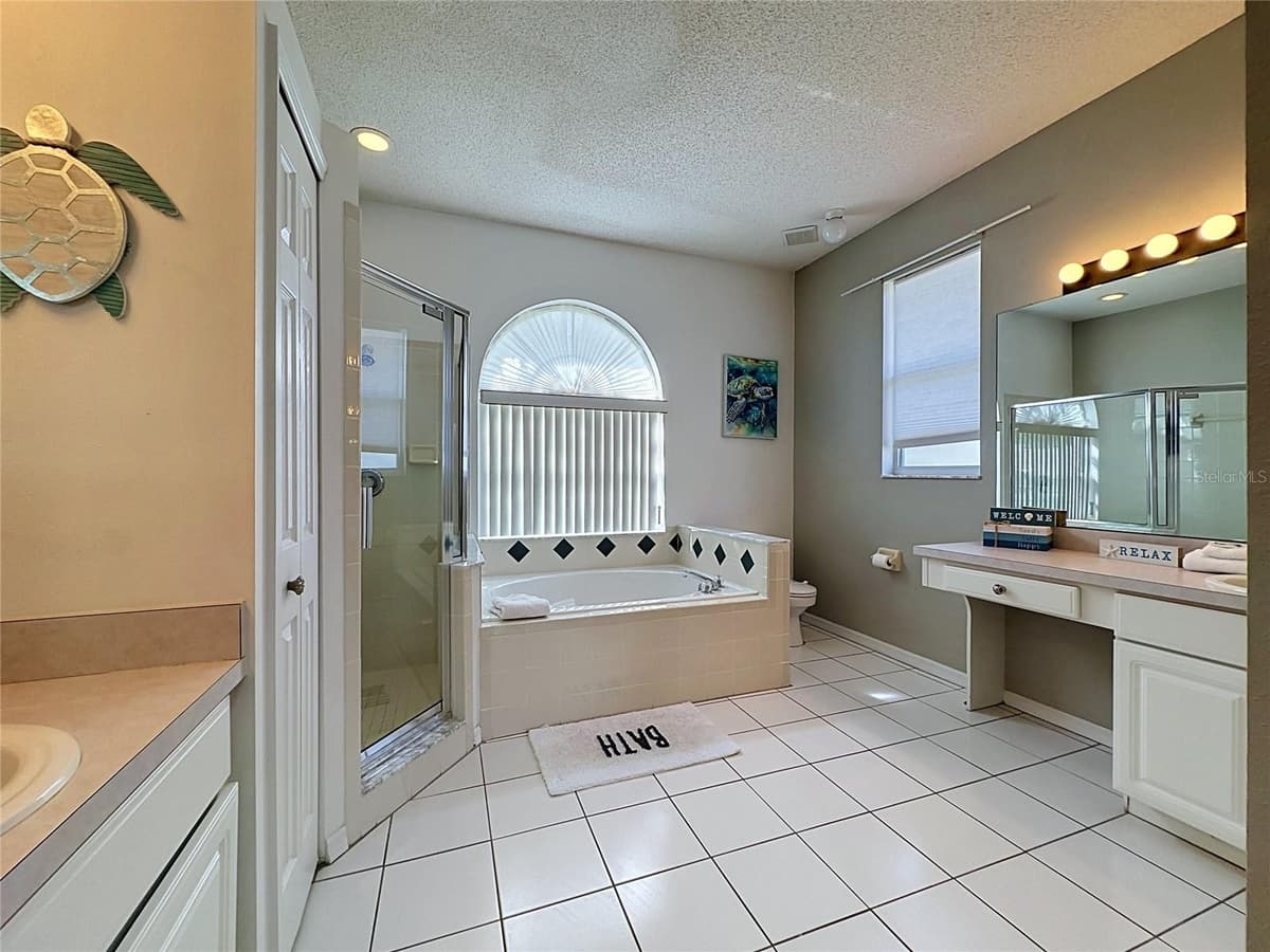 2216 MALLORY CIR — photo 43 of 98