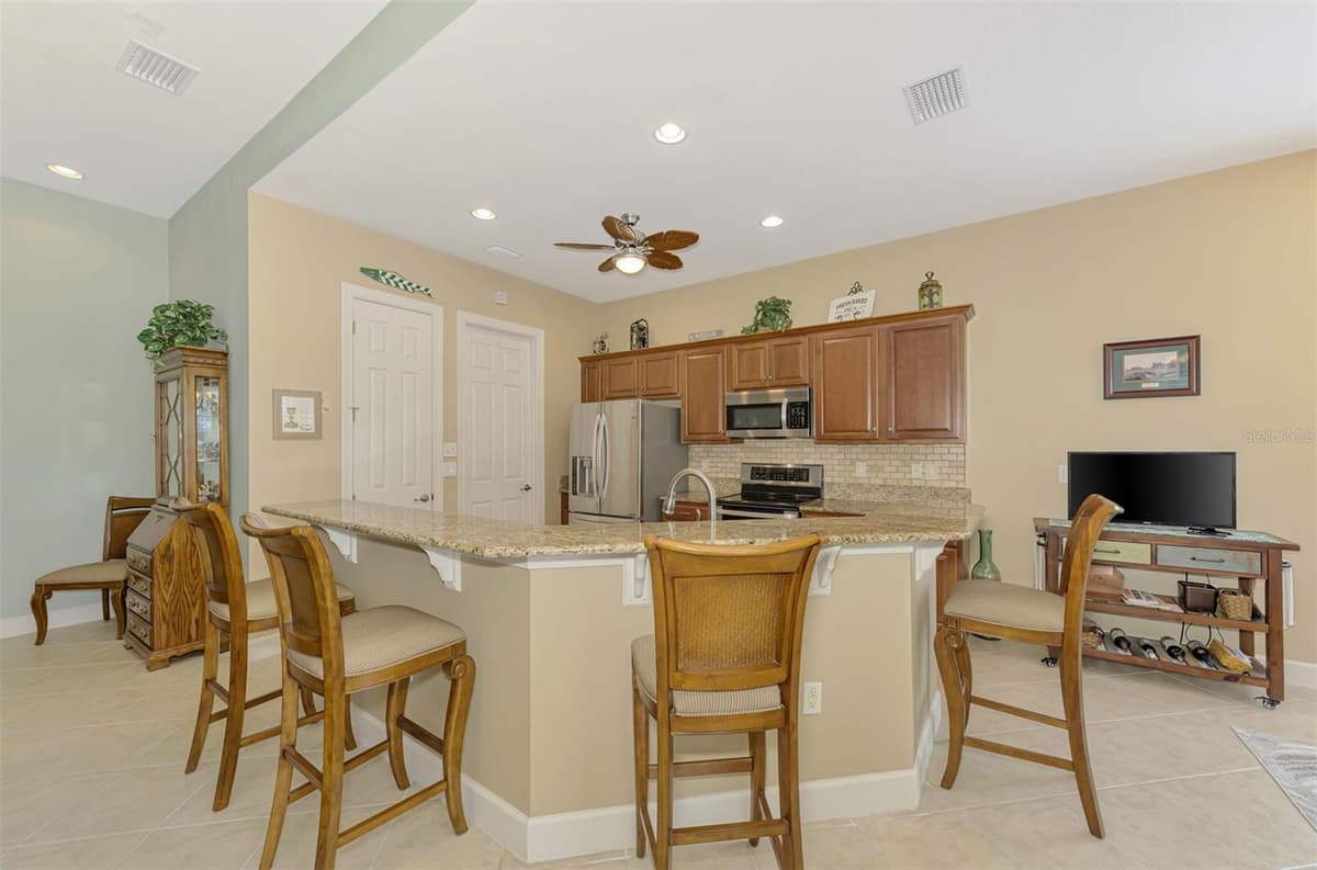 13344 CREEKSIDE LANE — photo 15 of 82