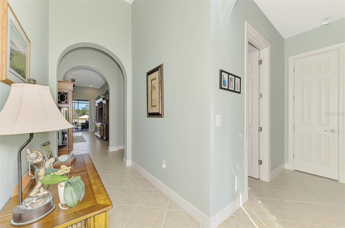 13344 CREEKSIDE LANE — photo 7 of 82
