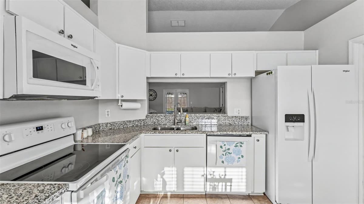 5563 STARLING LOOP — photo 6 of 39