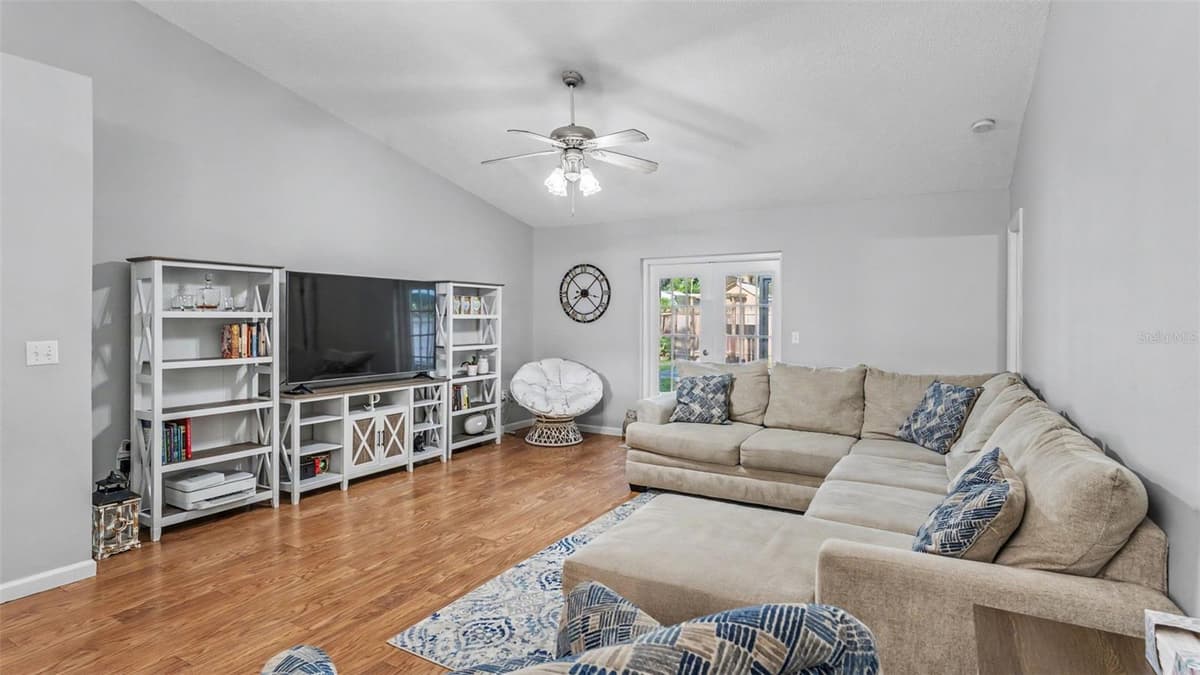 5563 STARLING LOOP — photo 10 of 39