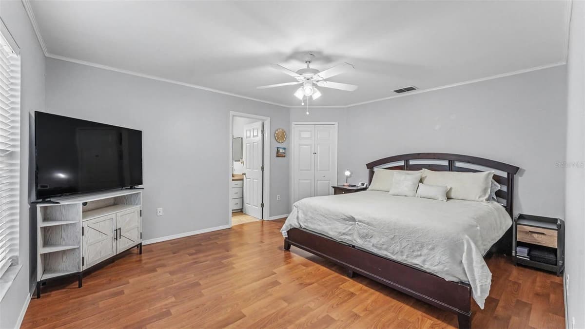 5563 STARLING LOOP — photo 12 of 39