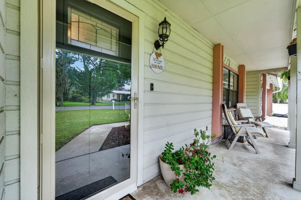 105 EDDY LANE — photo 8 of 45