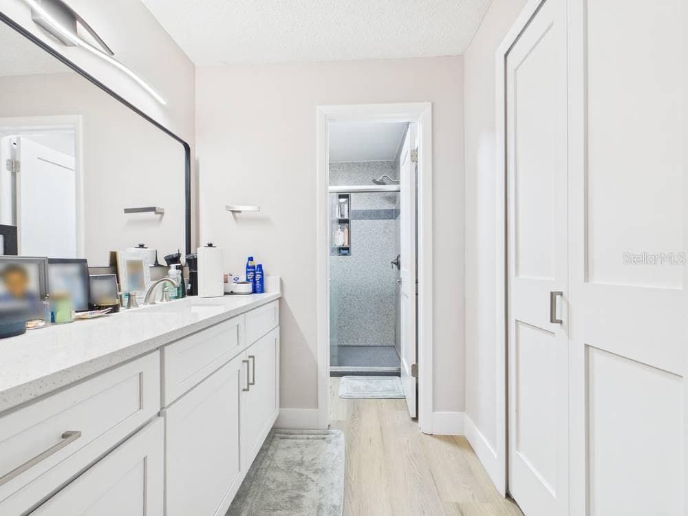407 MEADOWOOD BOULEVARD — photo 15 of 24