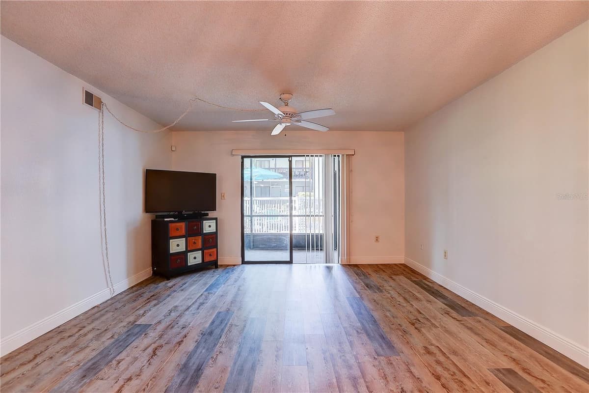 3708 GREENERY COURT — photo 19 of 41