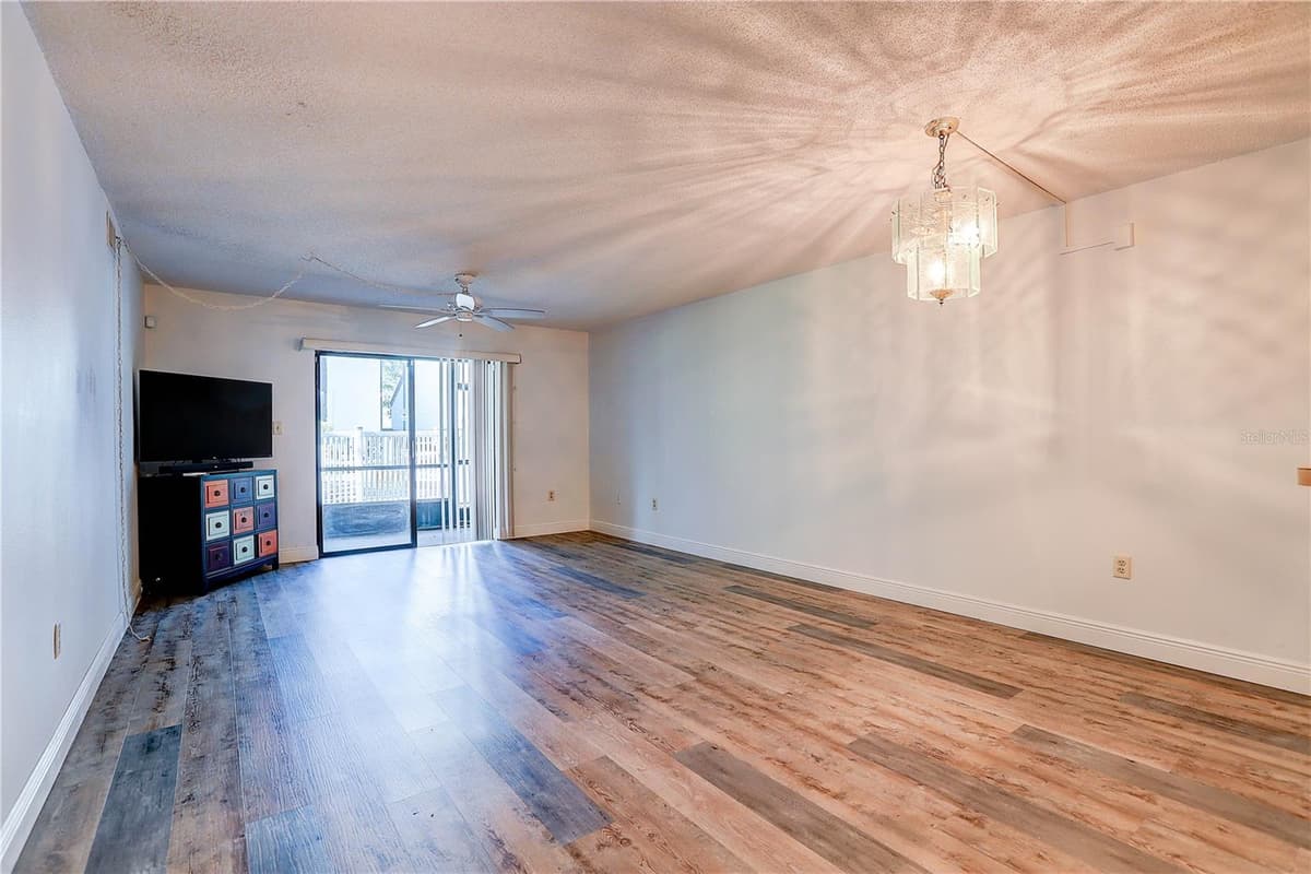 3708 GREENERY COURT — photo 20 of 41