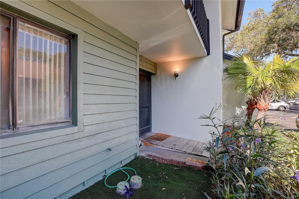 3708 GREENERY COURT — photo 5 of 41
