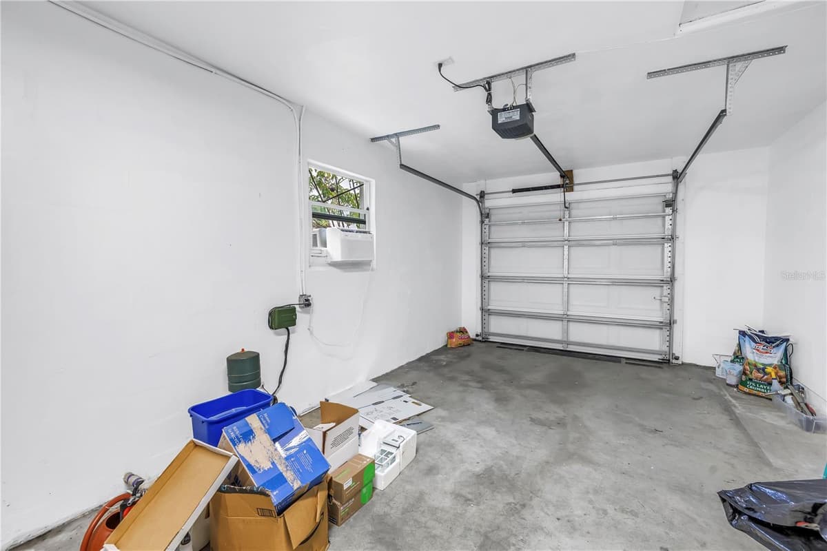 6195 28TH AVENUE — photo 30 of 44