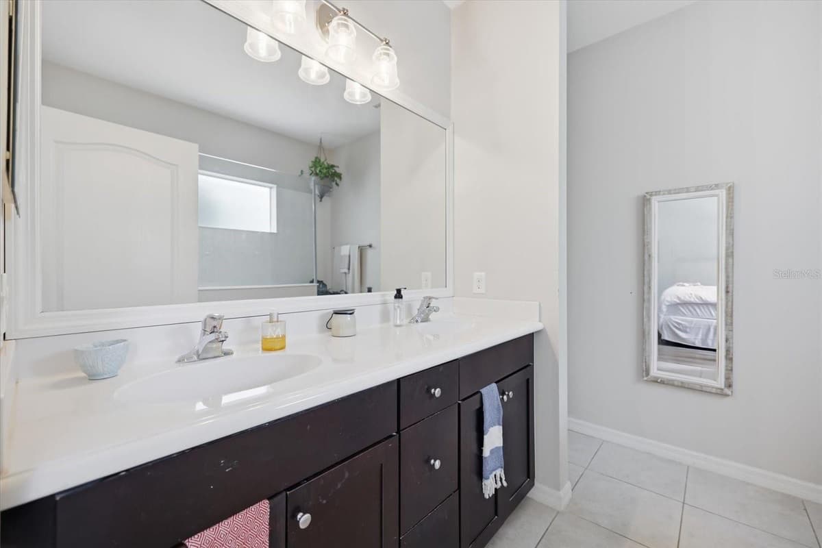 116 AVENS DRIVE — photo 31 of 49