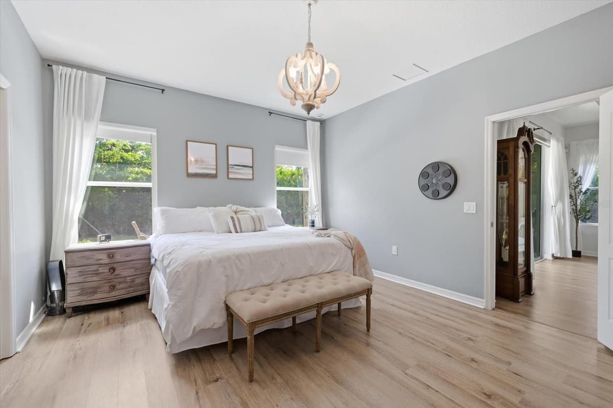 116 AVENS DRIVE — photo 35 of 49