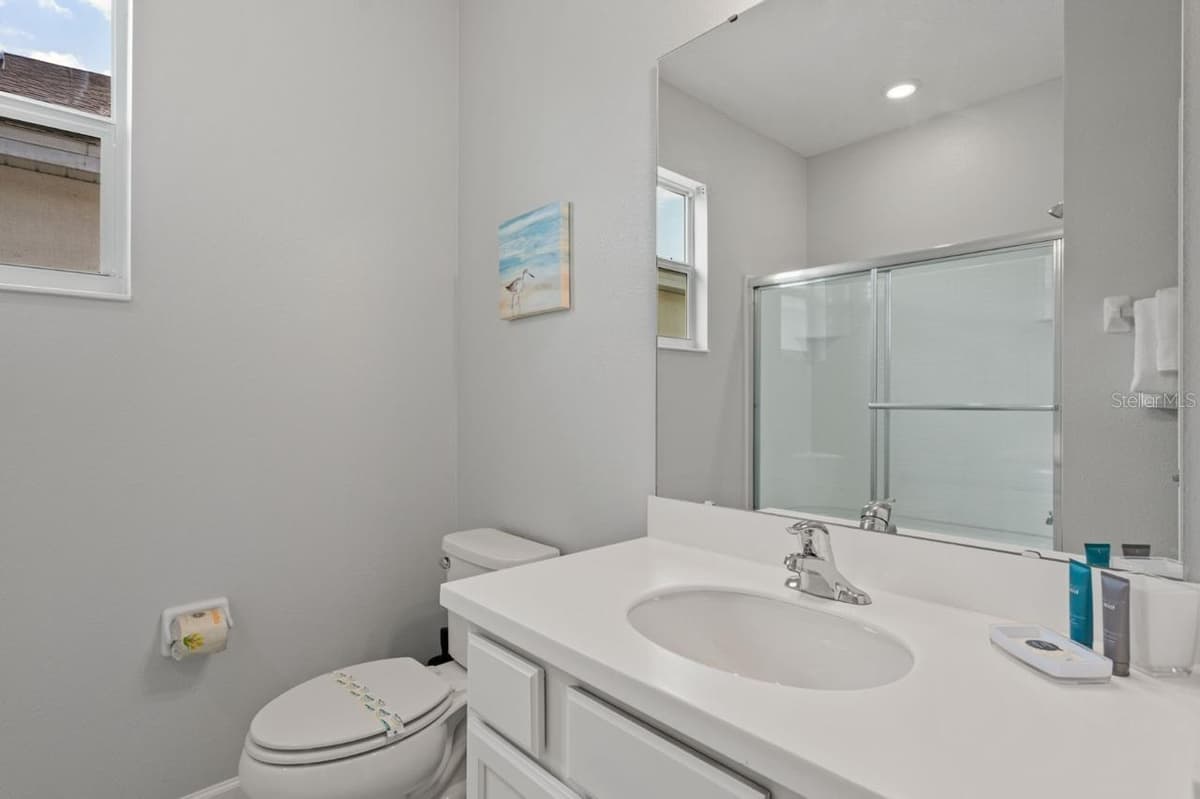 4472 MONADO DRIVE — photo 16 of 48