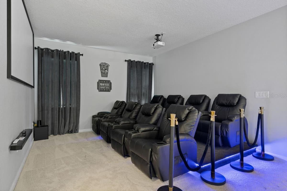 4472 MONADO DRIVE — photo 30 of 48