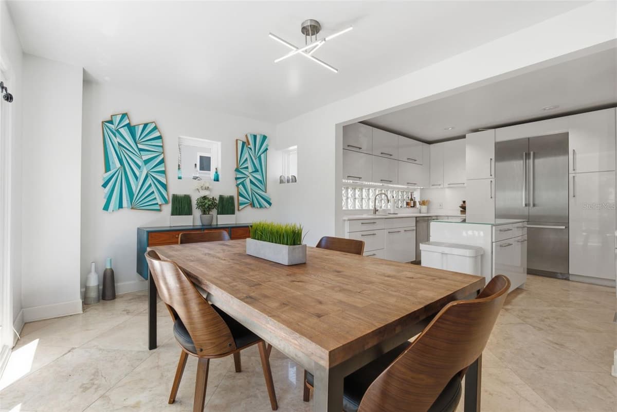 2701 CHAMBRAY LANE — photo 11 of 46
