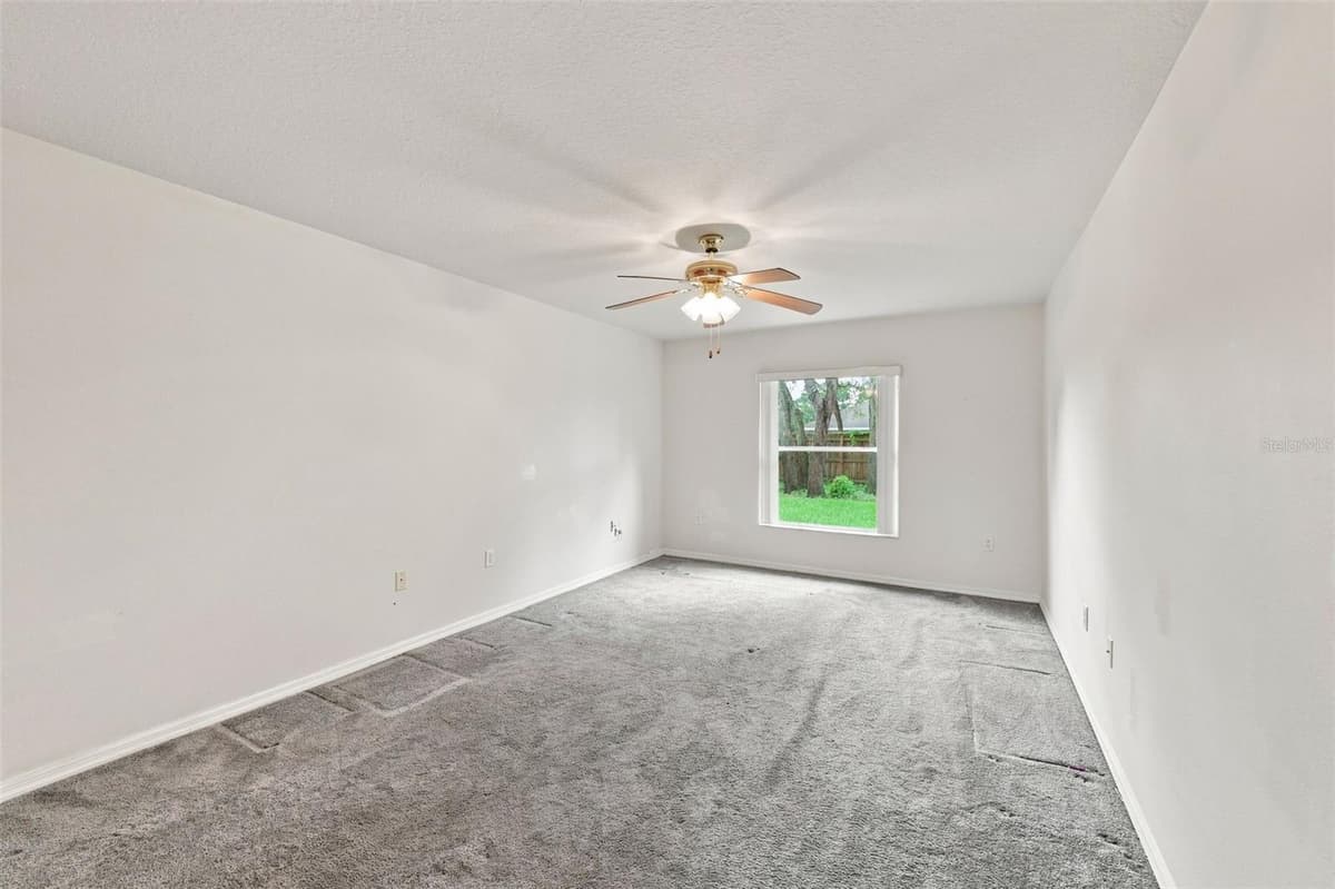 2032 DE CARLO AVENUE — photo 18 of 40