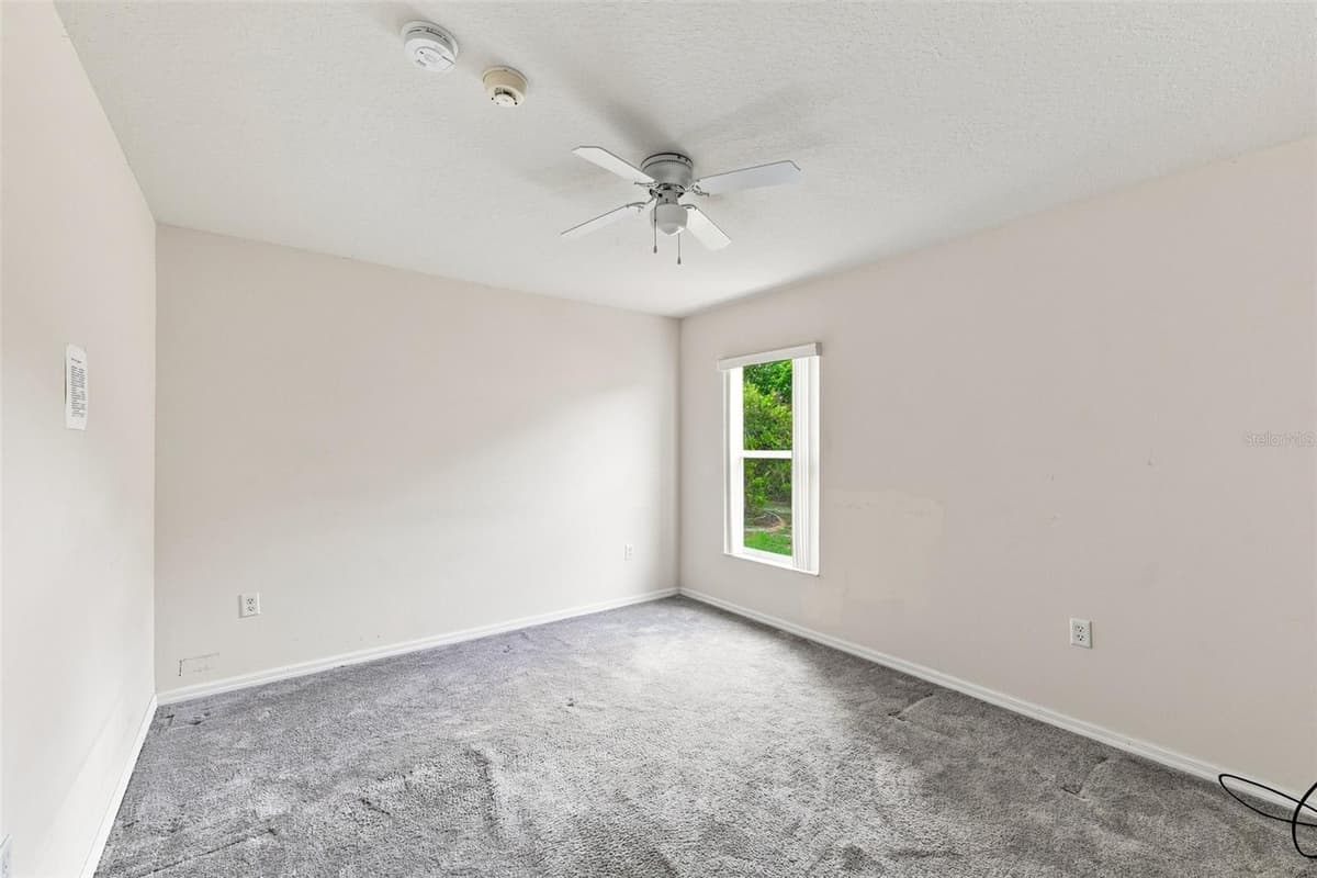 2032 DE CARLO AVENUE — photo 24 of 40