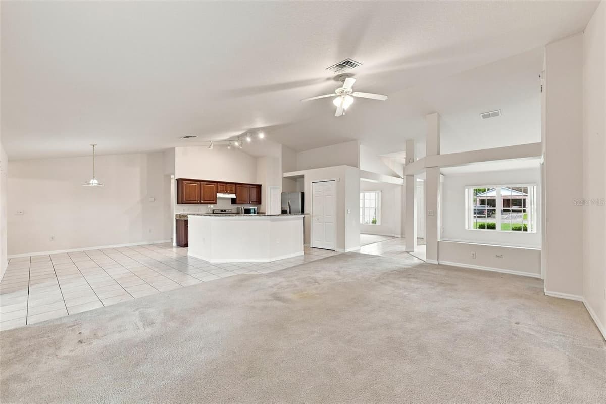 2032 DE CARLO AVENUE — photo 12 of 40