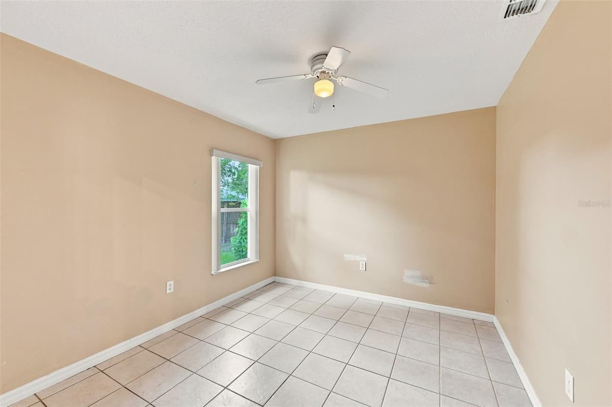 2032 DE CARLO AVENUE — photo 26 of 40