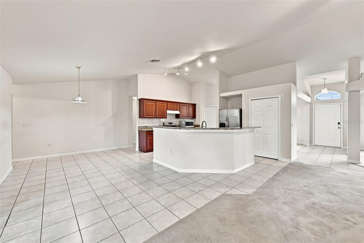 2032 DE CARLO AVENUE — photo 14 of 40