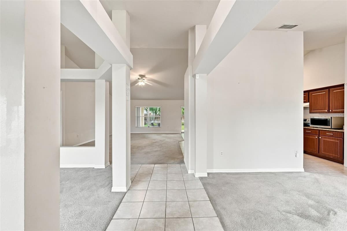2032 DE CARLO AVENUE — photo 6 of 40