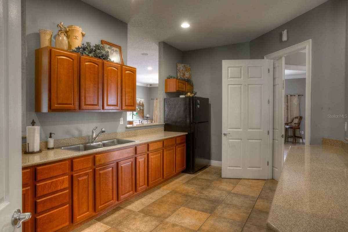 5701 SWEET WILLIAM TERRACE — photo 27 of 34