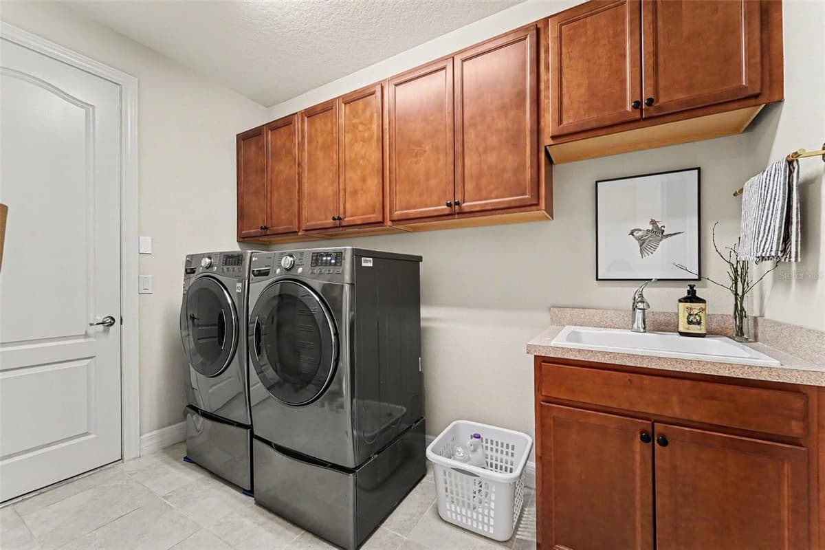7756 YALE HARBOR DRIVE — photo 19 of 23