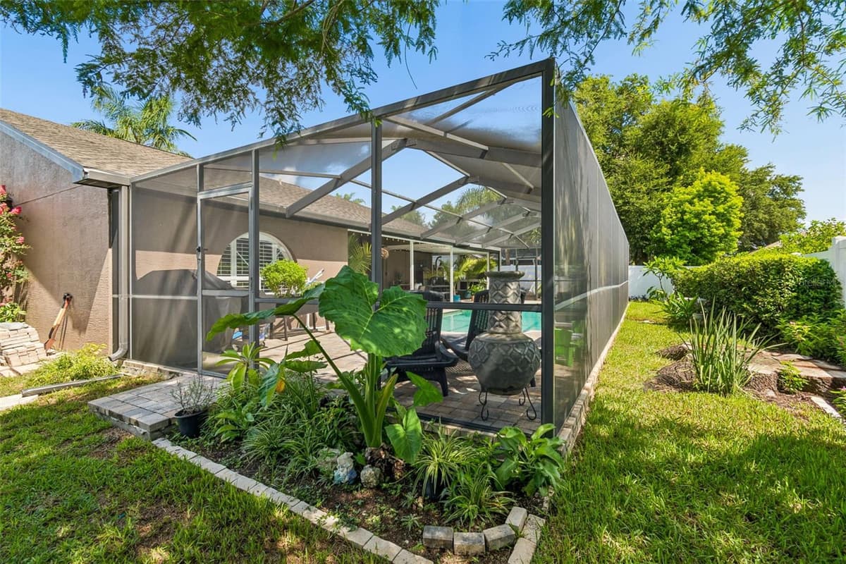 5424 LOS PALOS DRIVE — photo 49 of 55