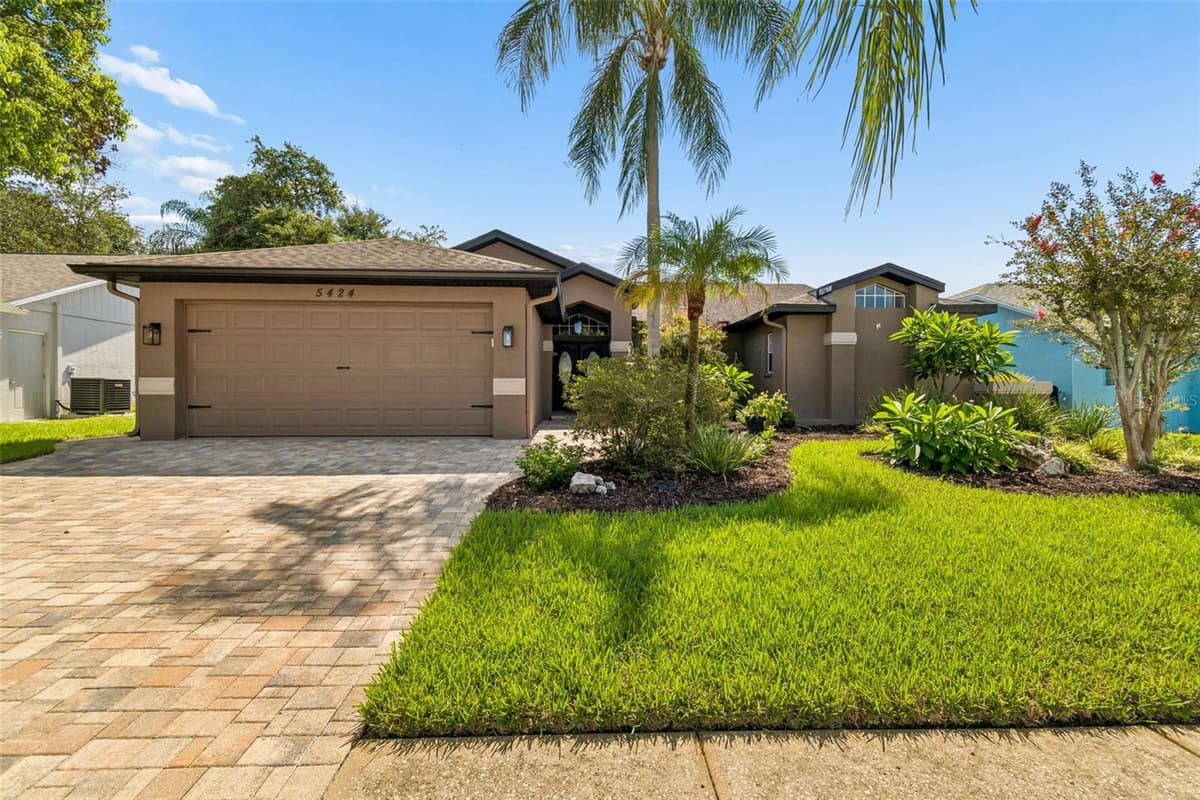 5424 LOS PALOS DRIVE — photo 2 of 55